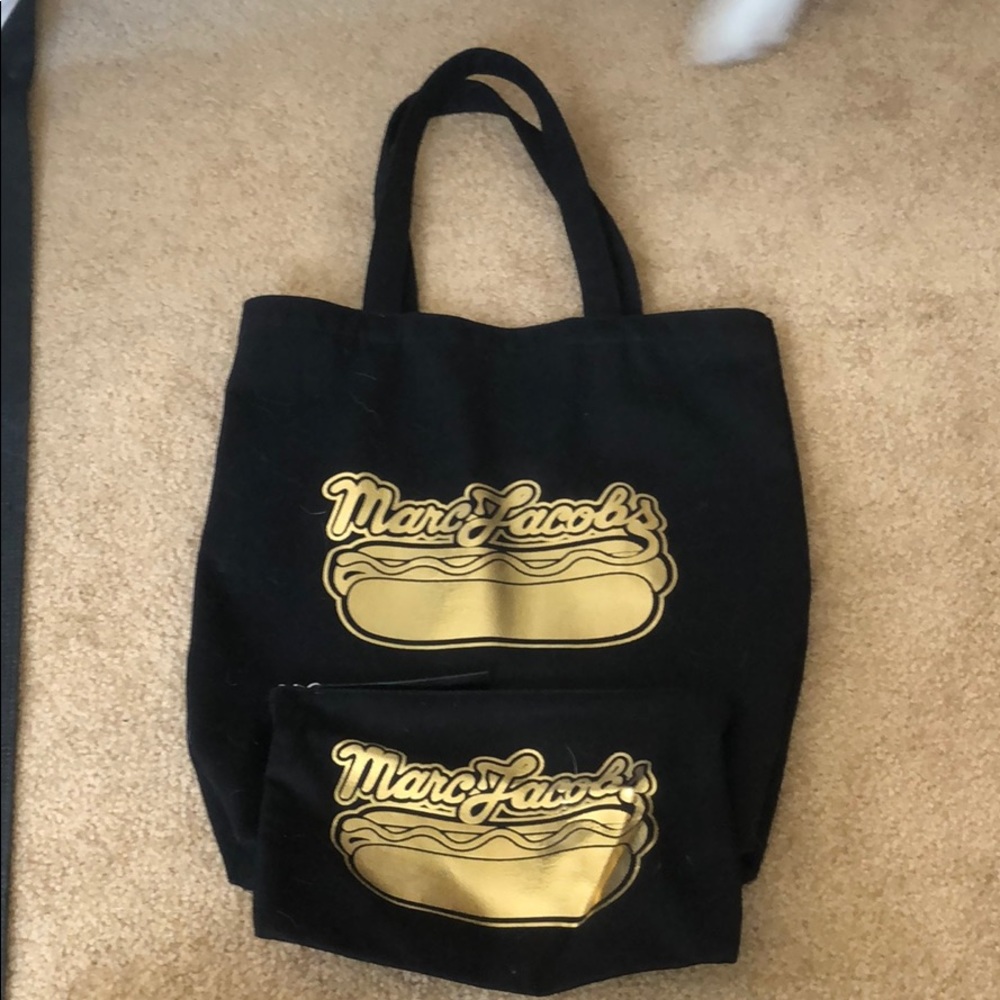 Marc Jacobs Canvas Tote W/ Separate Matching Pouch - image 1